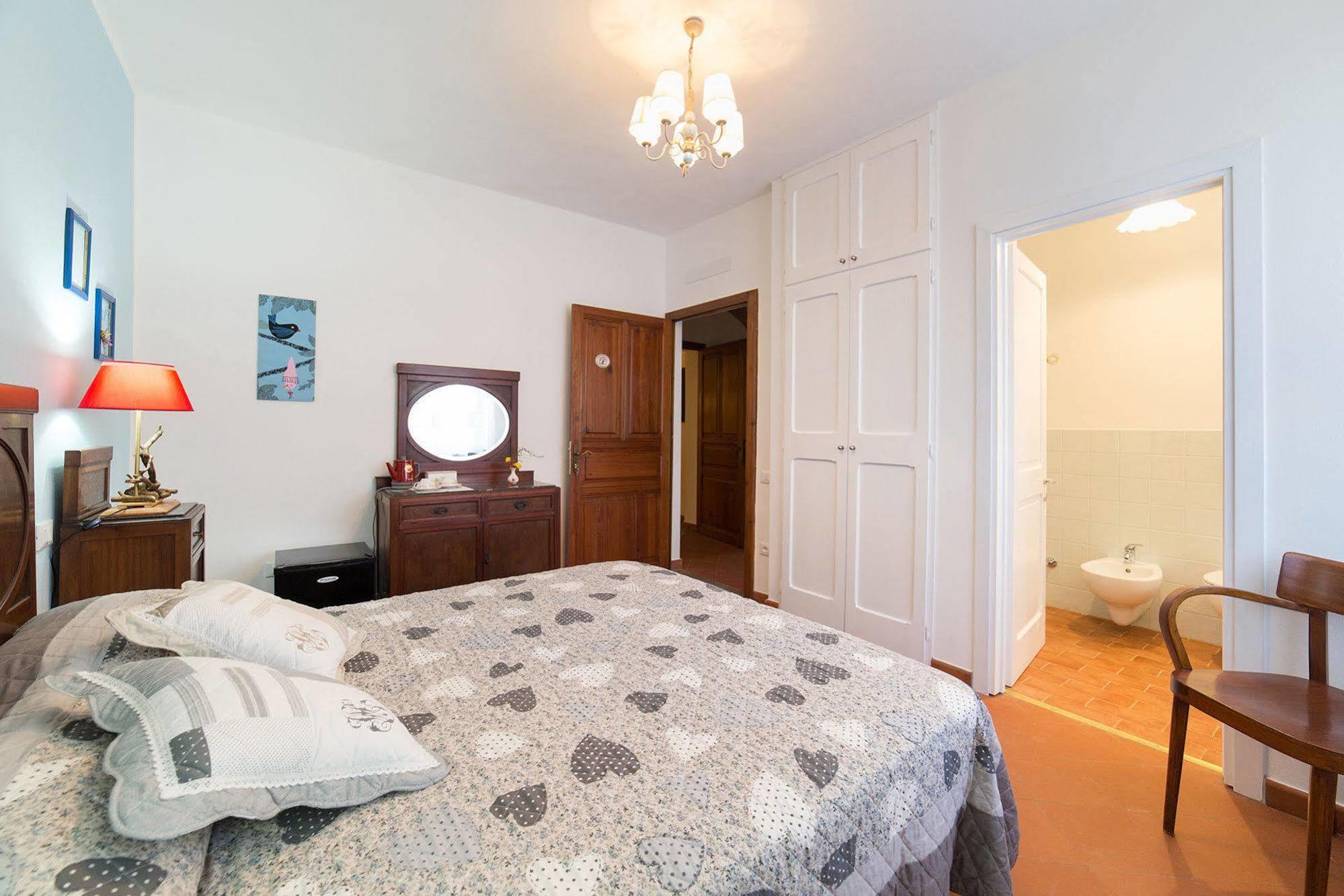 Alojamento de Acomodação e Pequeno-almoço Podere San Filippo B&b-apartment-pet Friendly-rent Bike And Bike Friendly 3*
